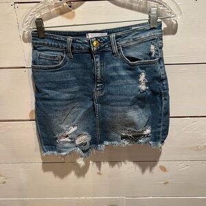 Vervet small Denim Distressed Mini Skirt, destroyed, EUC, see photos